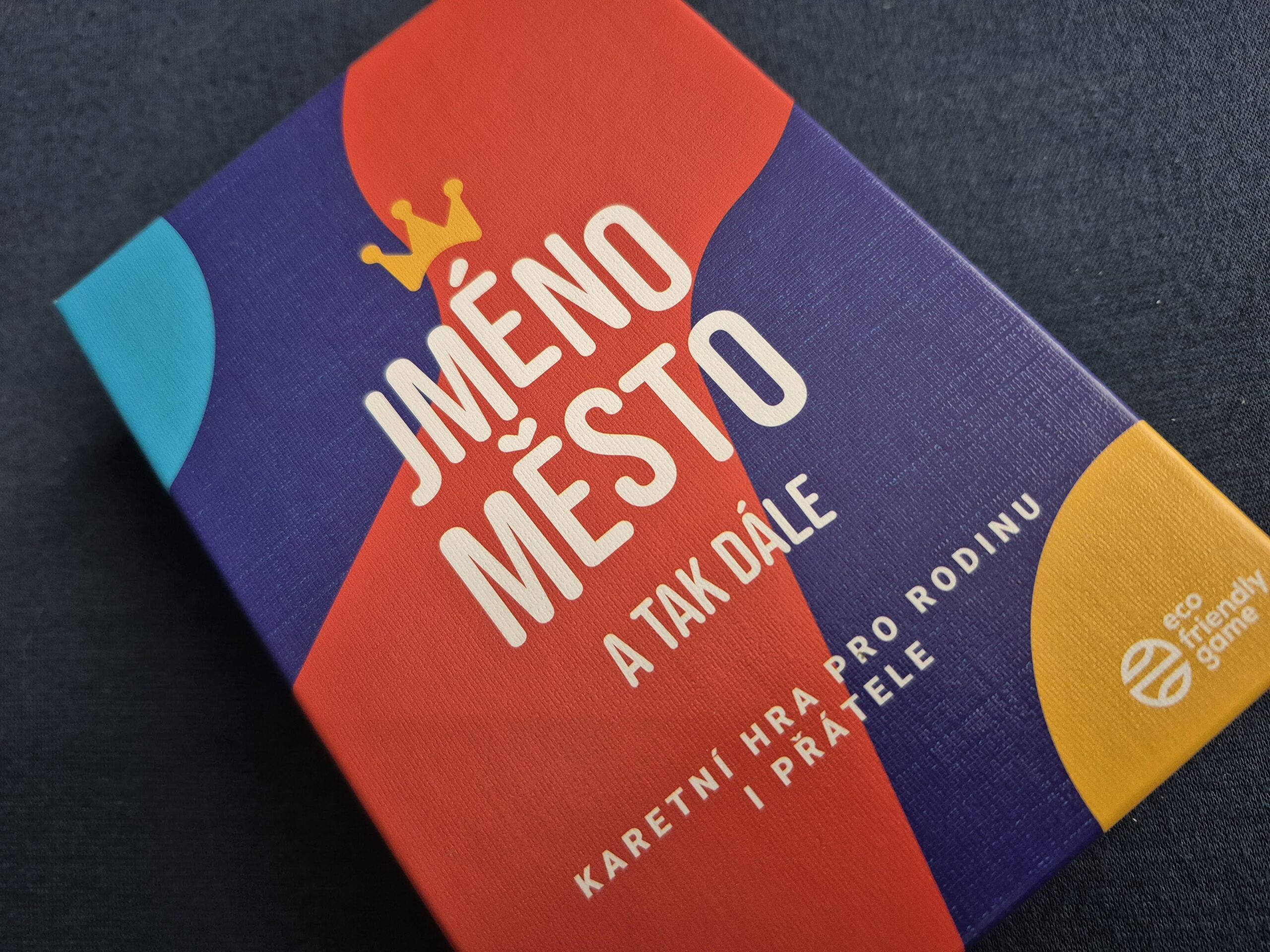 <span class="neon-nazev-hry">Jméno, město a tak dále</span><span class="oddelovac-nadpisu"> : </span><span class="podtitul-clanku">Legenda z pod lavice se vrací!</span>